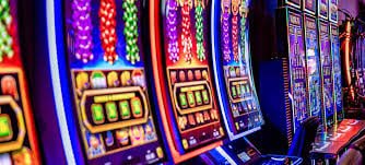 Teen Patti – permainan strategi kartu dengan tiga kartu